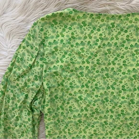 Charlie Holiday Green Floral Long Bell Sleeve V-Neck Nixon Retro 70s Dress - Picture 9 of 12